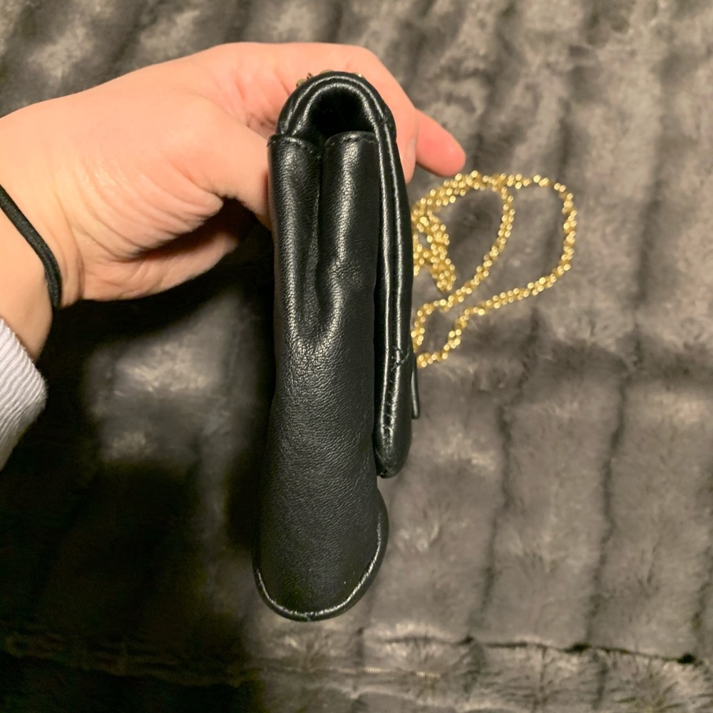 Authentic Salvatore Ferragamo Quilted Vara Bag - Picture 14 of 14